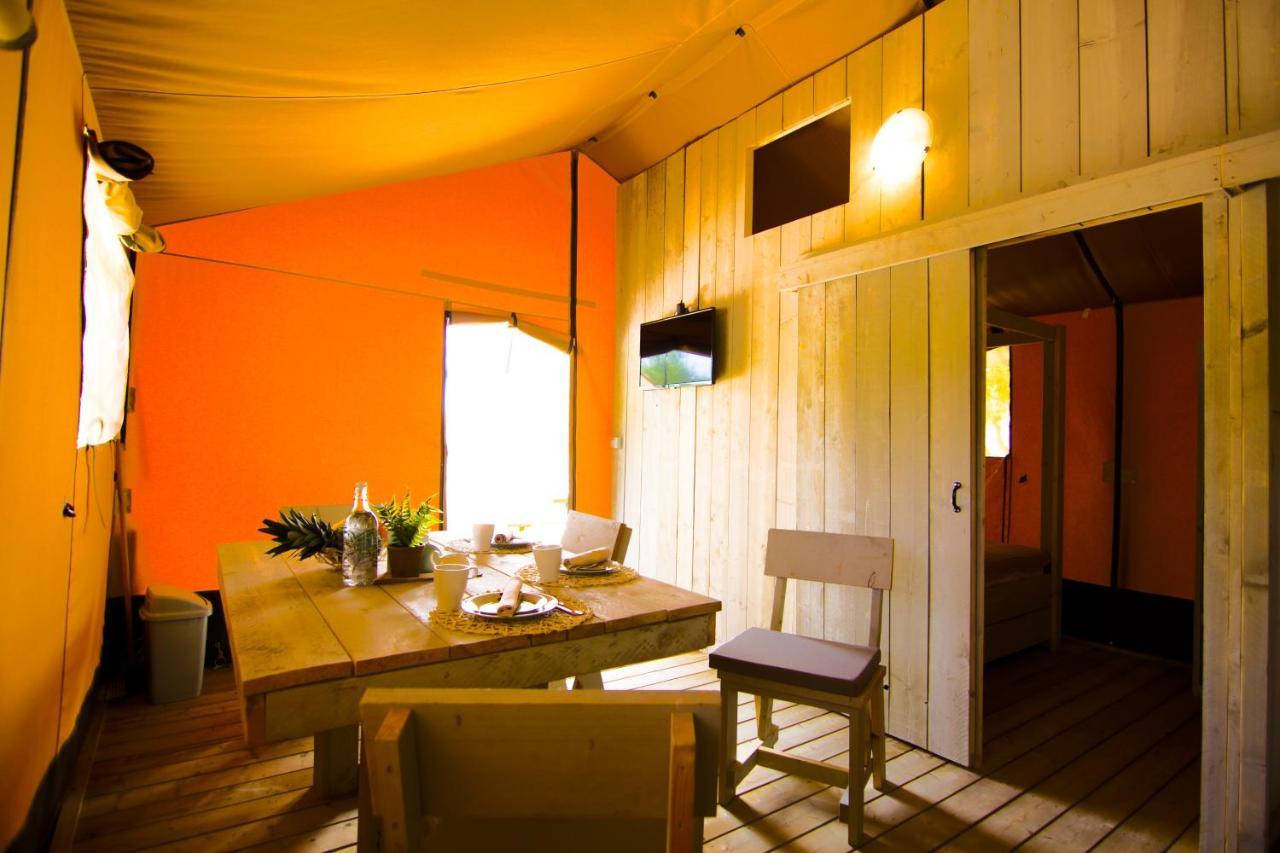 Grande Glamping With Pool Hotel Biograd Na Moru Exterior photo