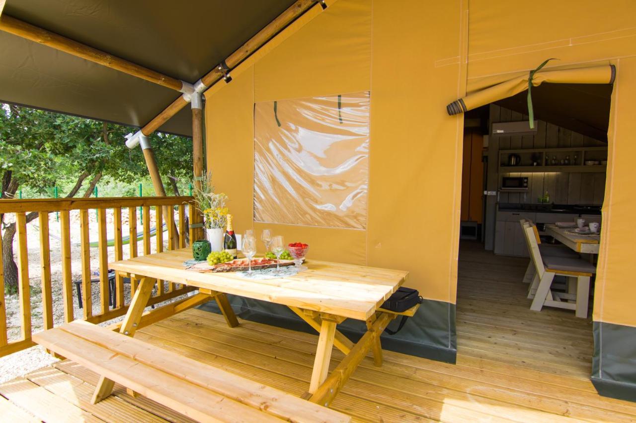 Grande Glamping With Pool Hotel Biograd Na Moru Exterior photo