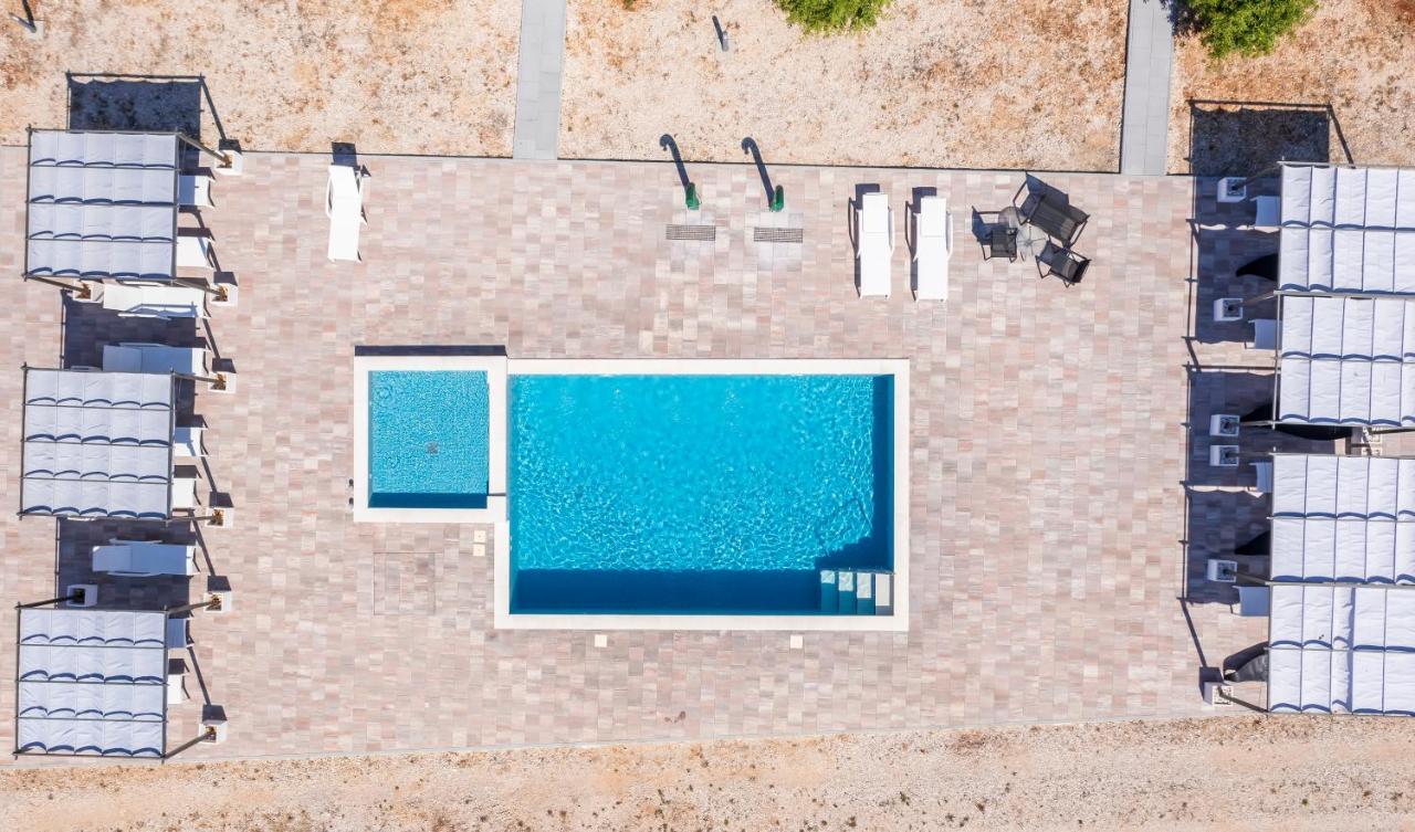 Grande Glamping With Pool Hotel Biograd Na Moru Exterior photo