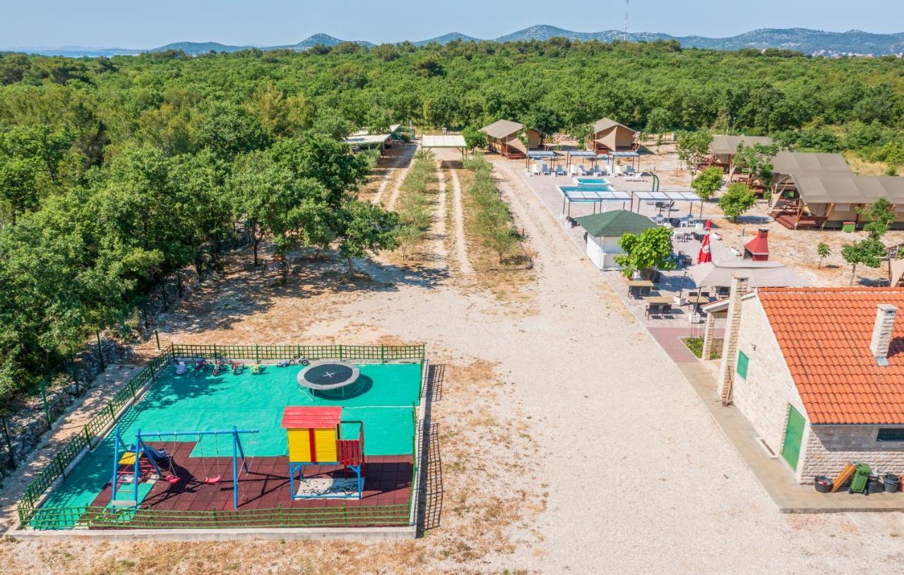 Grande Glamping With Pool Hotel Biograd Na Moru Exterior photo