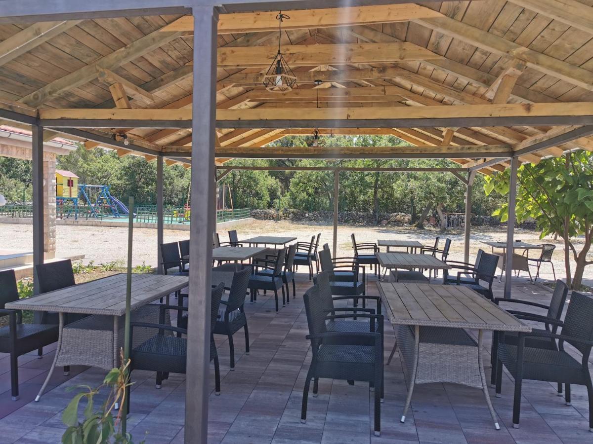 Grande Glamping With Pool Hotel Biograd Na Moru Exterior photo