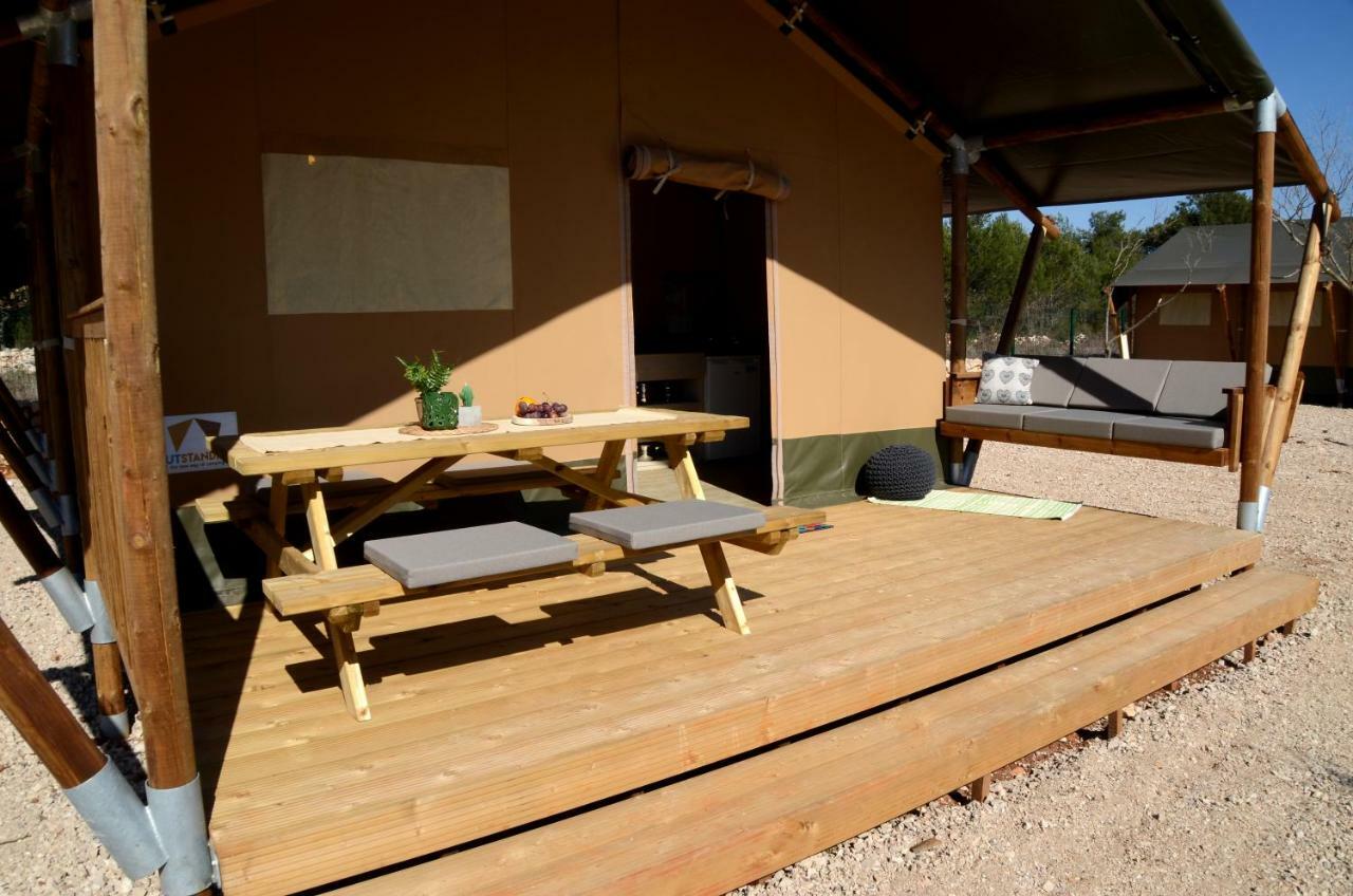 Grande Glamping With Pool Hotel Biograd Na Moru Exterior photo